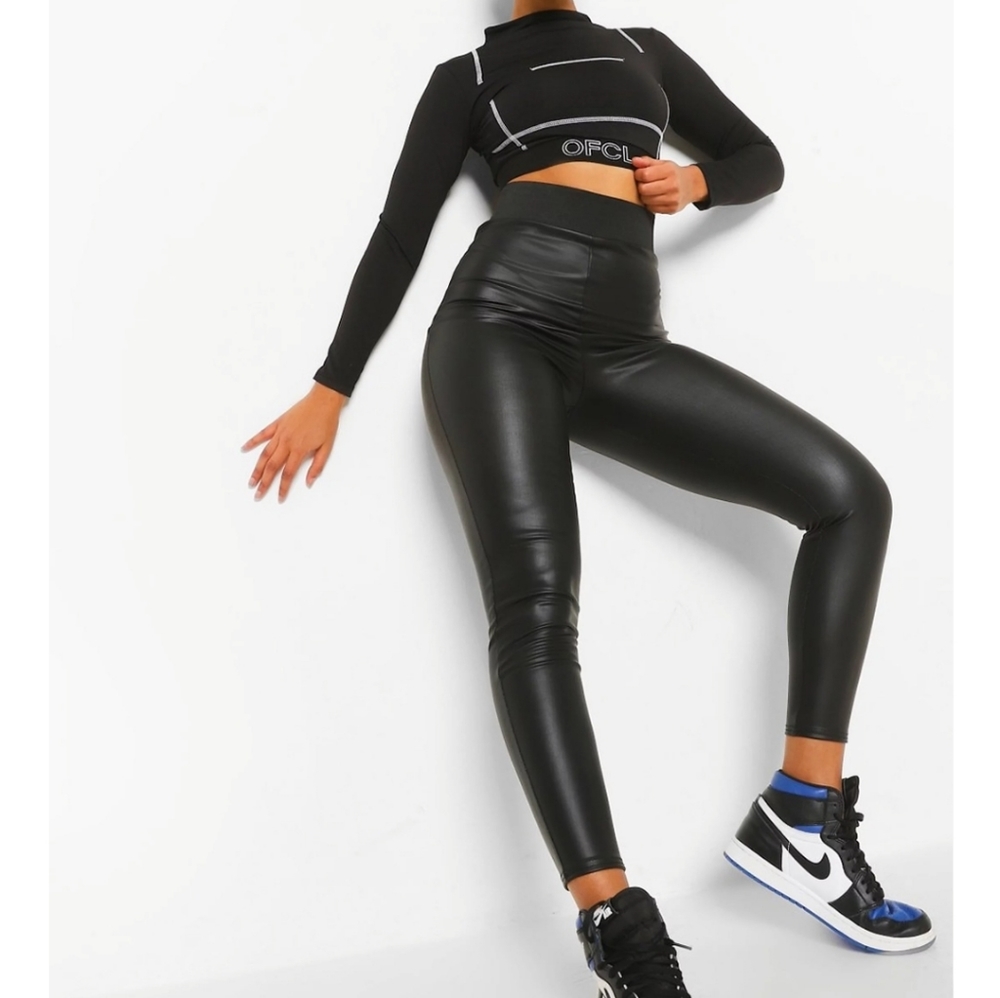NWT!! Boohoo Pleather Leggings
